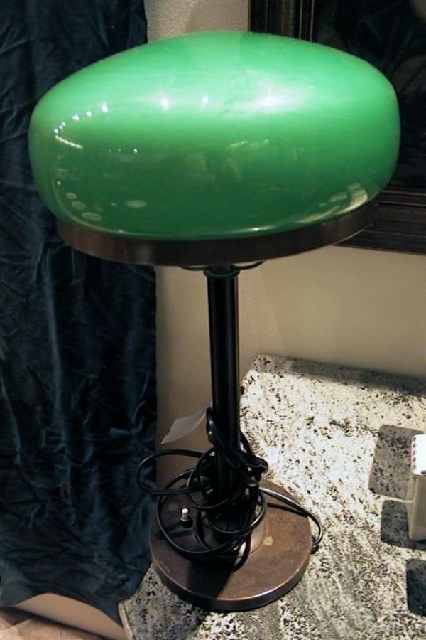 Strindbergslampa, Mässing, grön kupa